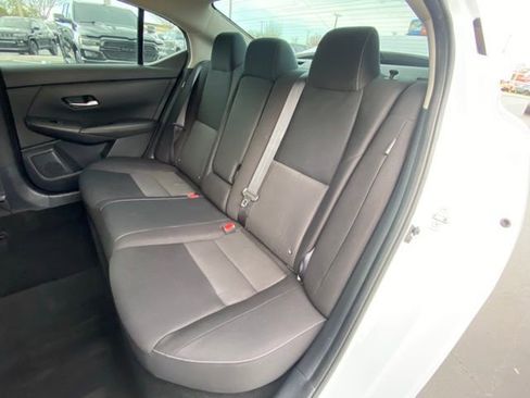 Used 2022 Nissan Sentra SV image 24