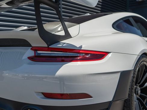Used 2018 Porsche 911 GT2 RS RWD image 14
