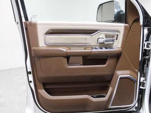 Used 2022 RAM 3500 Laramie image 9