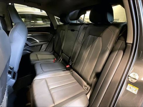 Used 2025 Audi Q5 Premium Plus w/ Premium Plus AWD/4WD image 26
