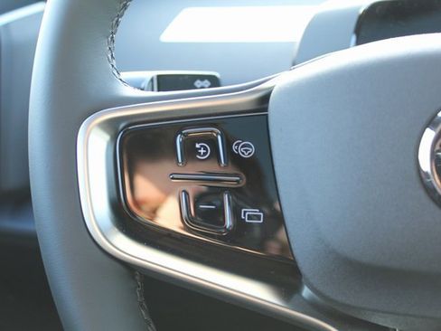 New 2026 Volvo EX30 Plus image 14