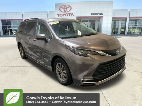 Certified 2024 Toyota Sienna XLE image 2