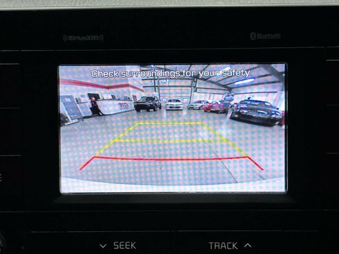 Used 2019 Kia Rio S image 27