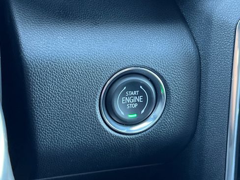 New 2026 GMC Acadia Elevation w/ Elevation Premium Package AWD/4WD image 25