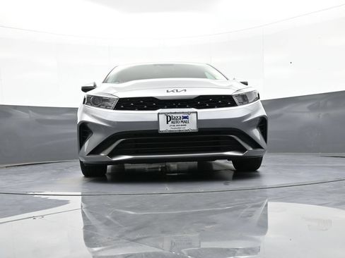 Used 2022 Kia Forte LXS w/ LXS Technology Package FWD image 25