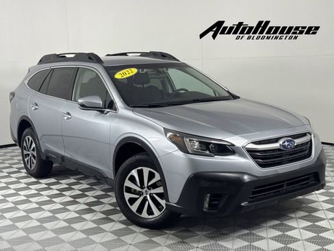 Used 2022 Subaru Outback Premium image 1