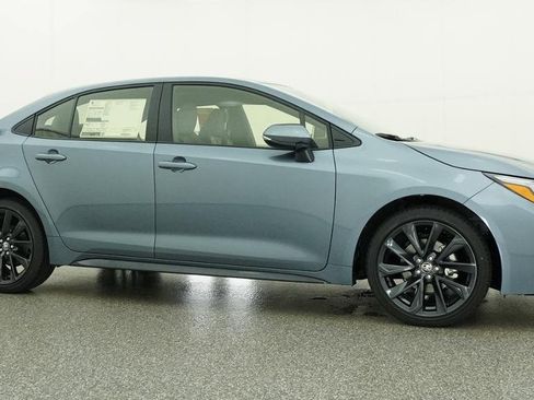 Used 2026 Toyota Corolla SE w/ SE Premium Package FWD image 43