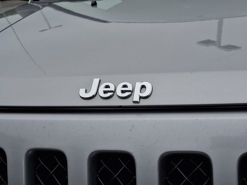 Used 2015 Jeep Patriot Sport w/ Power Value Group FWD image 29