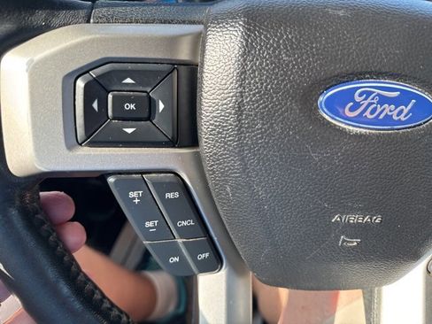 Used 2017 Ford F250 Lariat w/ Lariat Ultimate Package image 34