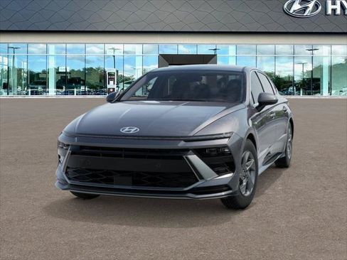 New 2026 Hyundai Sonata SE FWD image 6