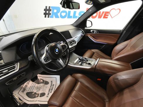 Used 2022 BMW X5 xDrive40i w/ M Sport Package AWD/4WD image 11