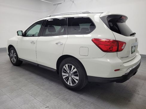 Used 2020 Nissan Pathfinder SL FWD image 3