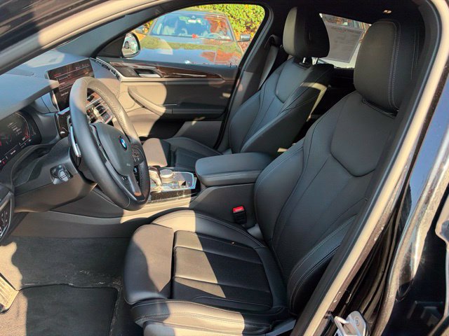 Used 2023 BMW X4 xDrive30i w/ Premium Package AWD/4WD image 12