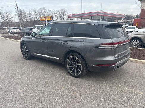 Used 2022 Lincoln Aviator Reserve w/ Equipment Group 201A image 2