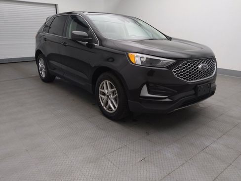 Used 2023 Ford Edge SEL image 13