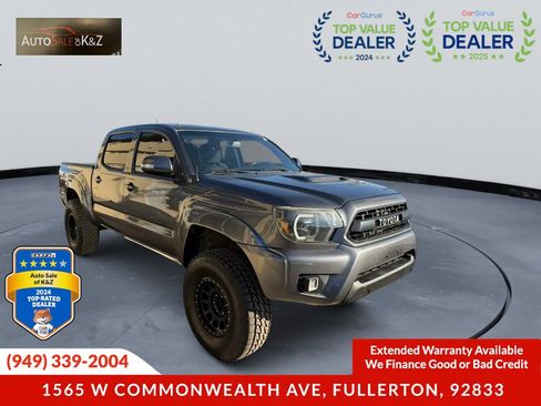 Used 2012 Toyota Tacoma PreRunner w/ TRD Sport Pkg RWD image 5