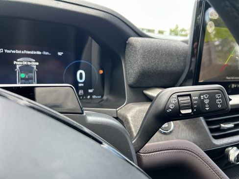 New 2026 Ford Explorer Platinum RWD image 29