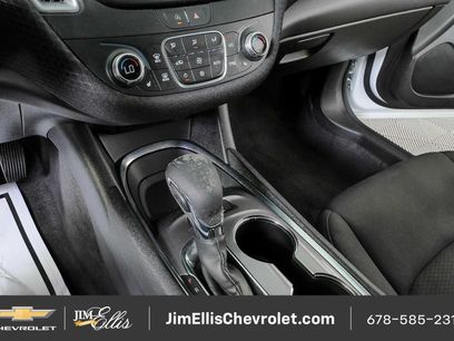 Used 2025 Chevrolet Malibu LT
