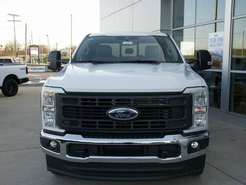 New 2026 Ford F350 XL w/ XL Chrome Package image 6