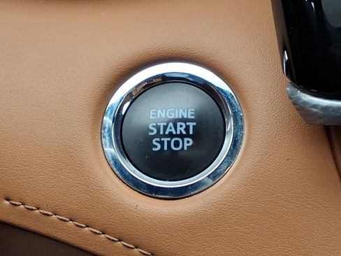 Used 2022 Toyota Highlander Platinum image 46