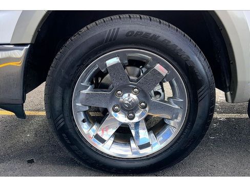 Used 2010 Dodge Ram 1500 Truck Laramie AWD/4WD image 10
