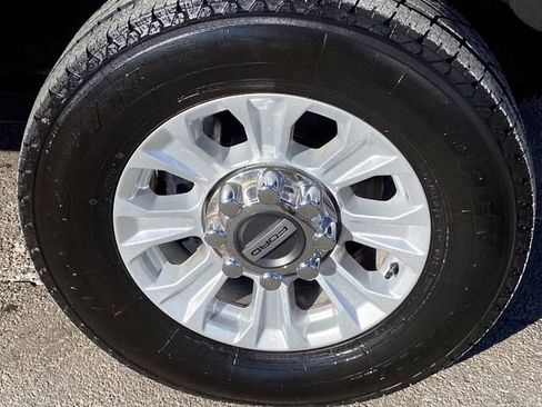 Used 2022 Ford F250 XL w/ STX Appearance Package RWD image 31