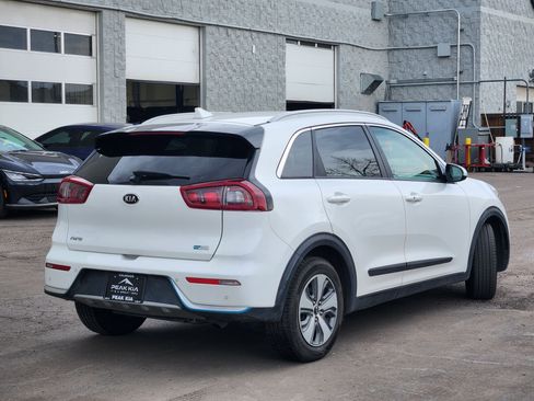 Used 2019 Kia Niro EX Premium image 3