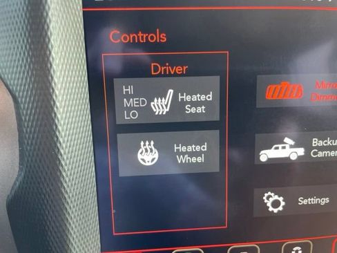 Used 2023 Jeep Gladiator Rubicon w/ Cold Weather Group AWD/4WD image 19