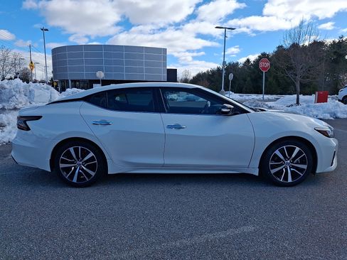 Used 2021 Nissan Maxima 3.5 SV w/ Floor Mat Group image 8