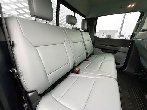 New 2026 Ford F550 4x4 Crew Cab image 15