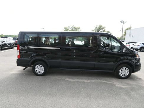Used 2025 Ford Transit 350 XLT RWD image 9