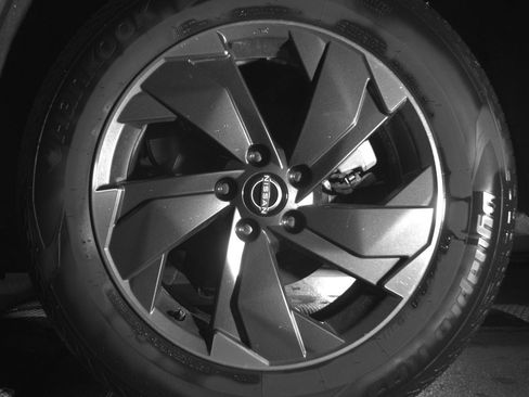 Used 2025 Nissan Rogue SV image 14