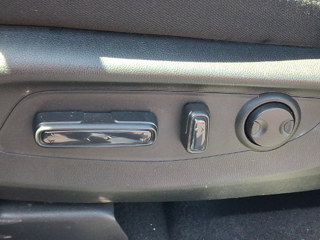 Used 2025 Honda CR-V EX image 27
