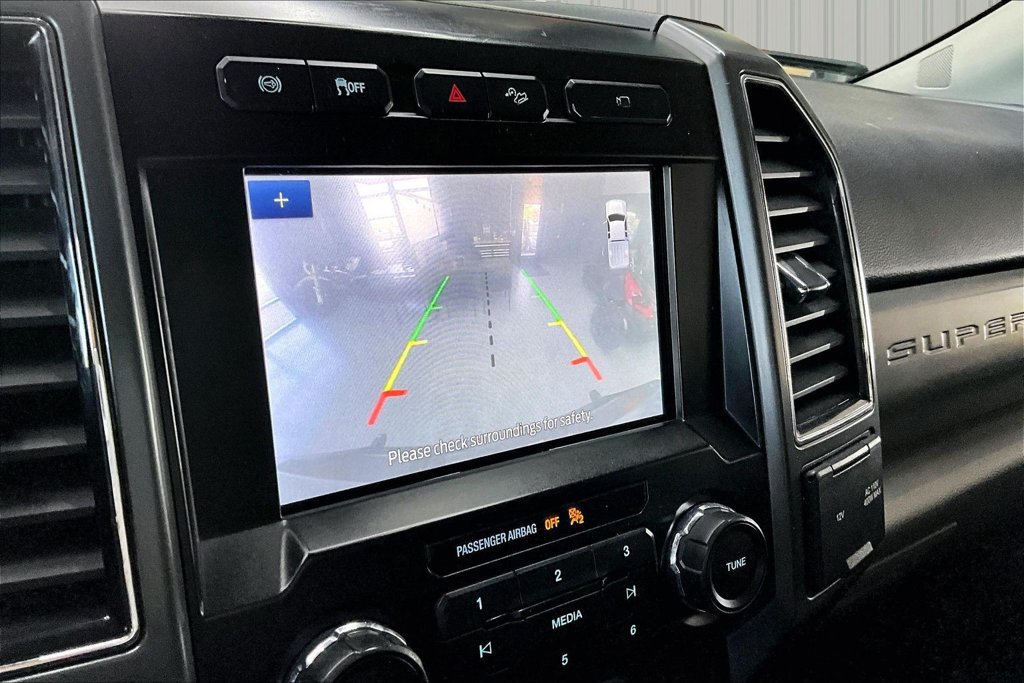 Used 2021 Ford F250 XLT w/ XLT Premium Package AWD/4WD image 14