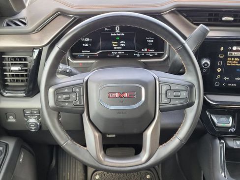 Used 2024 GMC Sierra 2500 AT4 w/ AT4 Premium Plus Package AWD/4WD image 11
