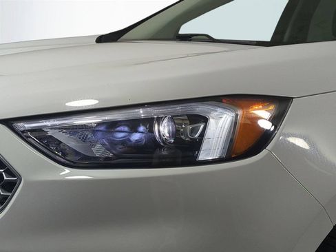 Used 2024 Ford Edge SEL AWD/4WD image 10