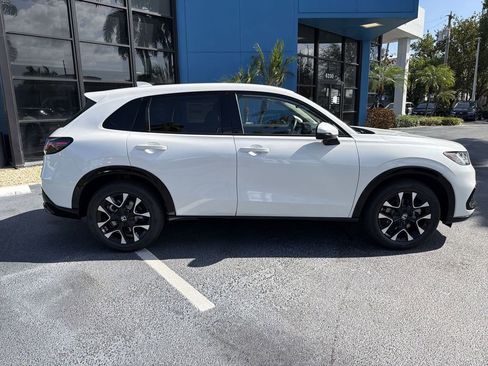 New 2026 Honda HR-V EX-L image 9