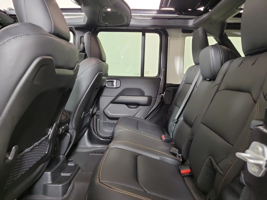 New 2027 Jeep Wrangler Unlimited Sahara AWD/4WD image 22