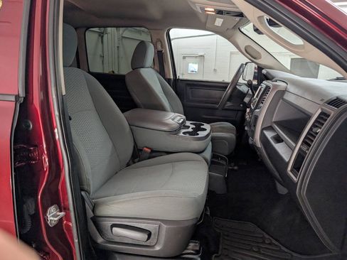 Used 2016 RAM 2500 ST w/ SXT Appearance Group AWD/4WD image 17