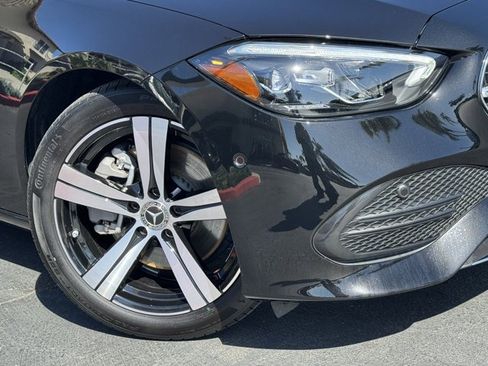 Used 2025 Mercedes-Benz C 300 4MATIC Sedan image 2