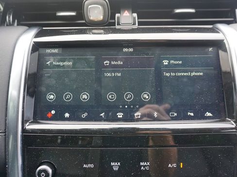 Used 2020 Land Rover Discovery Sport S image 10