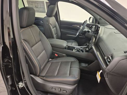 New 2026 Chevrolet Traverse High Country image 29