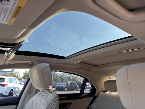 Certified 2022 Mercedes-Benz S 580 4MATIC Sedan image 21