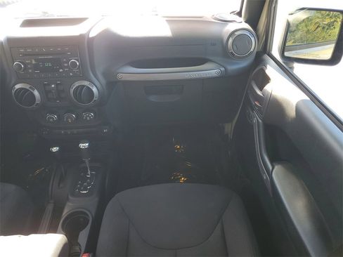 Used 2017 Jeep Wrangler Unlimited Sport w/ Quick Order Package 24S image 14