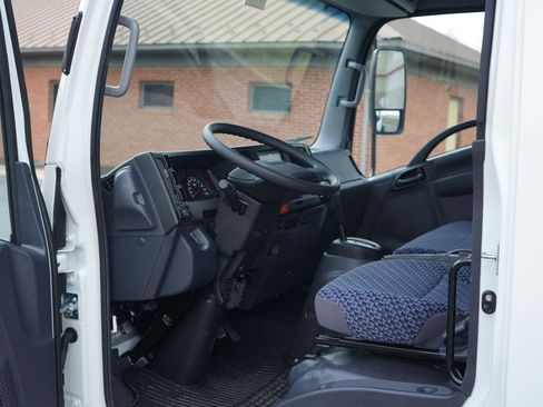 New 2025 Chevrolet Low Cab Forward image 19