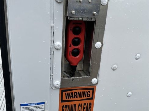 Used 2022 Ford Transit 350 image 25