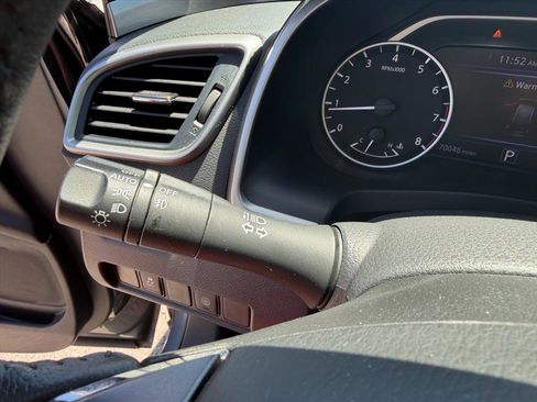 Used 2023 Nissan Murano SV AWD/4WD image 31