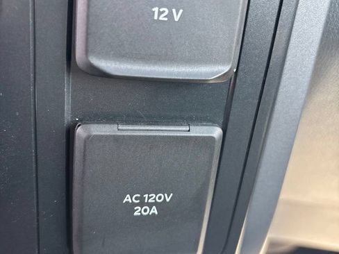 Used 2022 Ford F150 XLT w/ Equipment Group 302A High AWD/4WD image 21