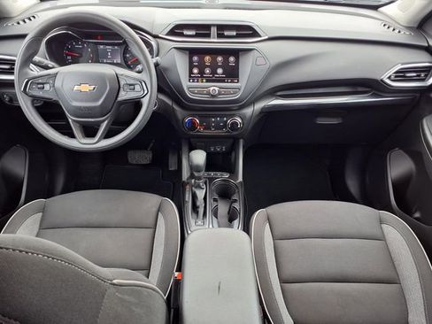 Used 2023 Chevrolet TrailBlazer LT image 9