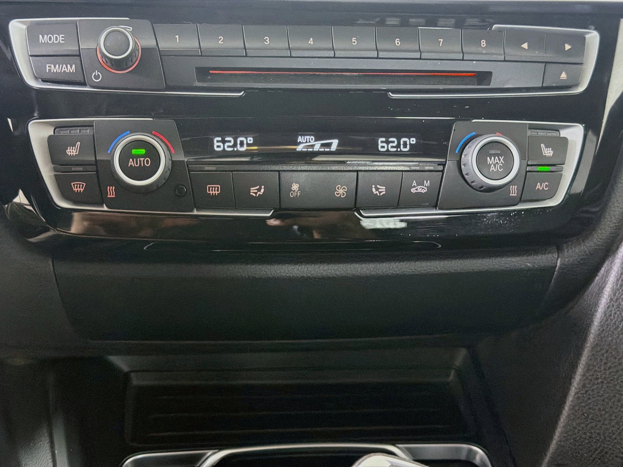Used 2018 BMW 320i Sedan RWD image 22